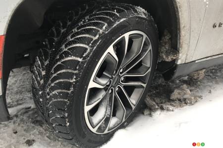 2022 Jeep Grand Wagoneer, wheel clothed in Goodyear Winter Command tire